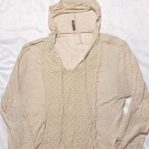 Boutique Brand Shirt with hood